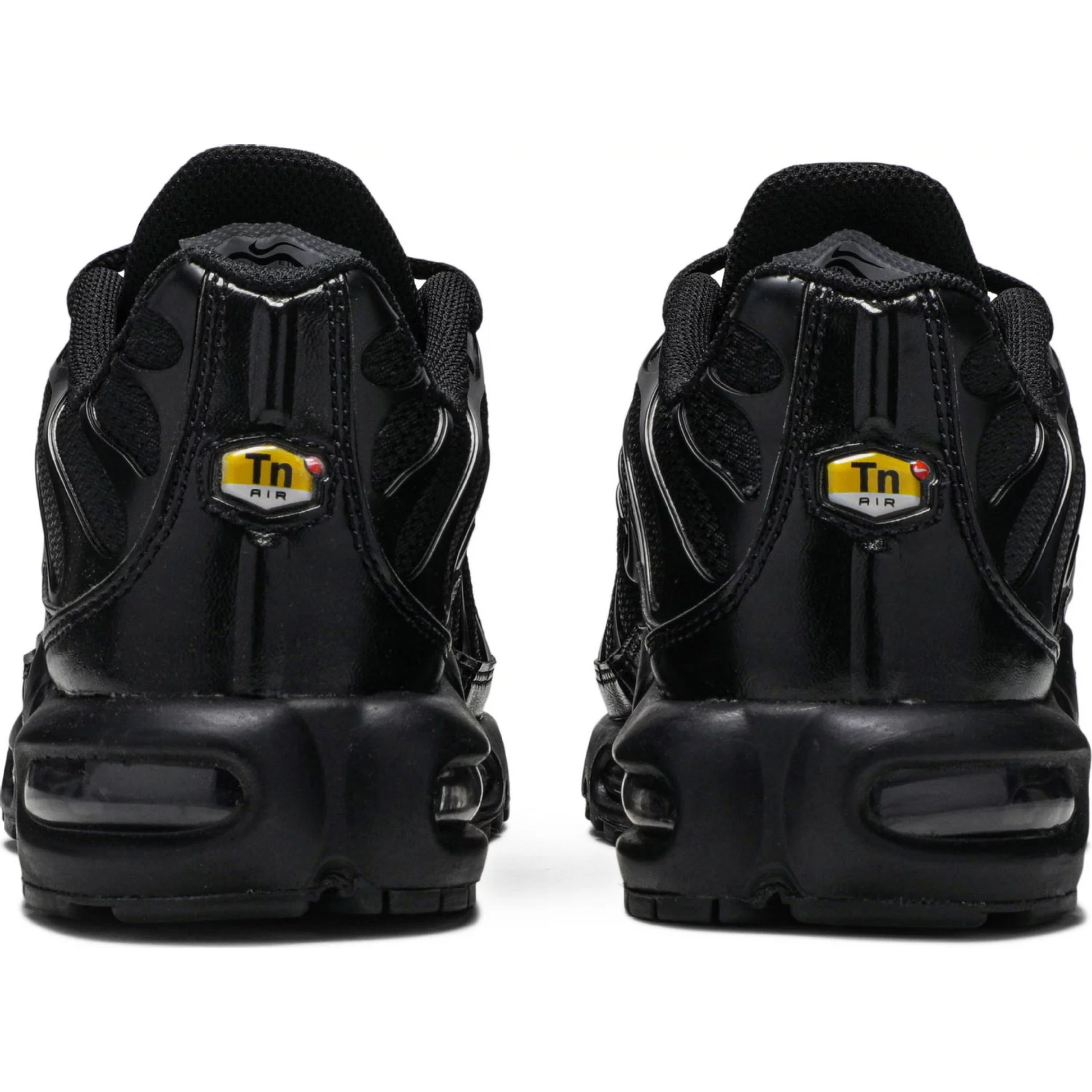 Triple black nike on sale air max plus